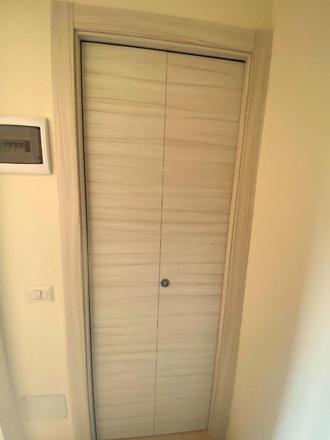 Apartment In Villa Milano Esterno foto