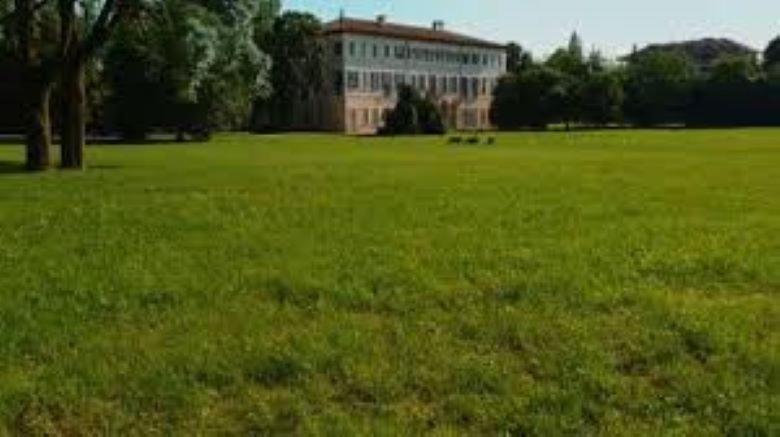 Apartment In Villa Milano Esterno foto
